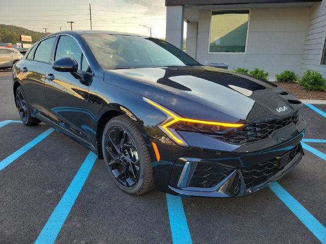 New 2027 Kia K5 GT-Line