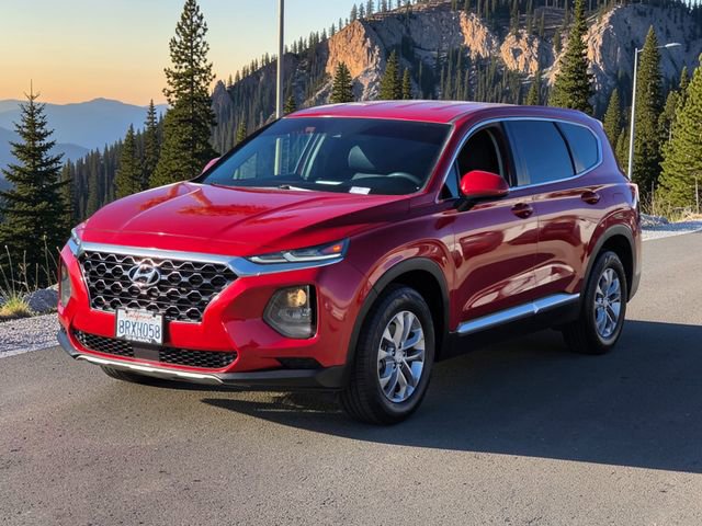 Used 2020 Hyundai Santa Fe SE image 4