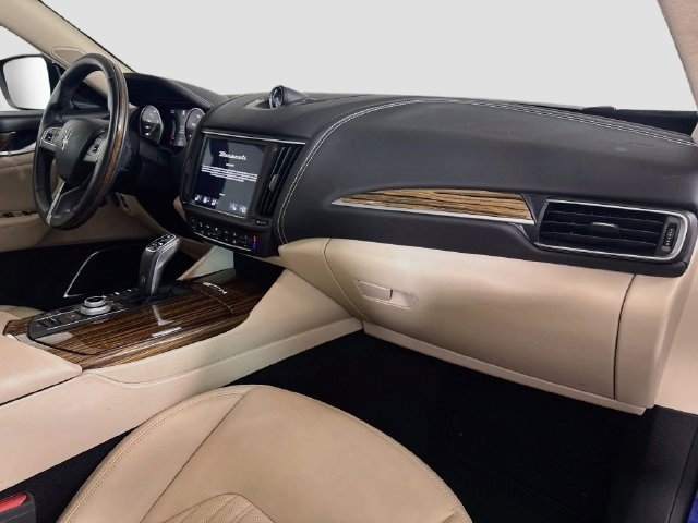 Used 2022 Maserati Levante GT AWD/4WD image 29
