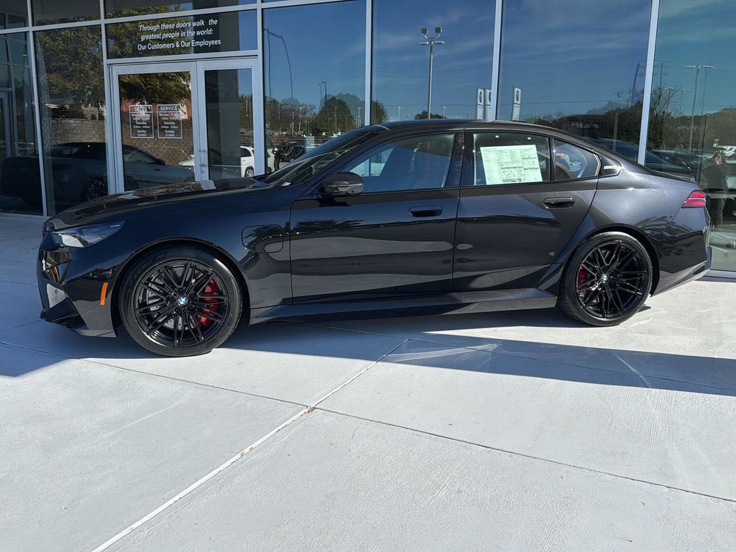 New 2026 BMW M5 w/ Carbon Package image 3