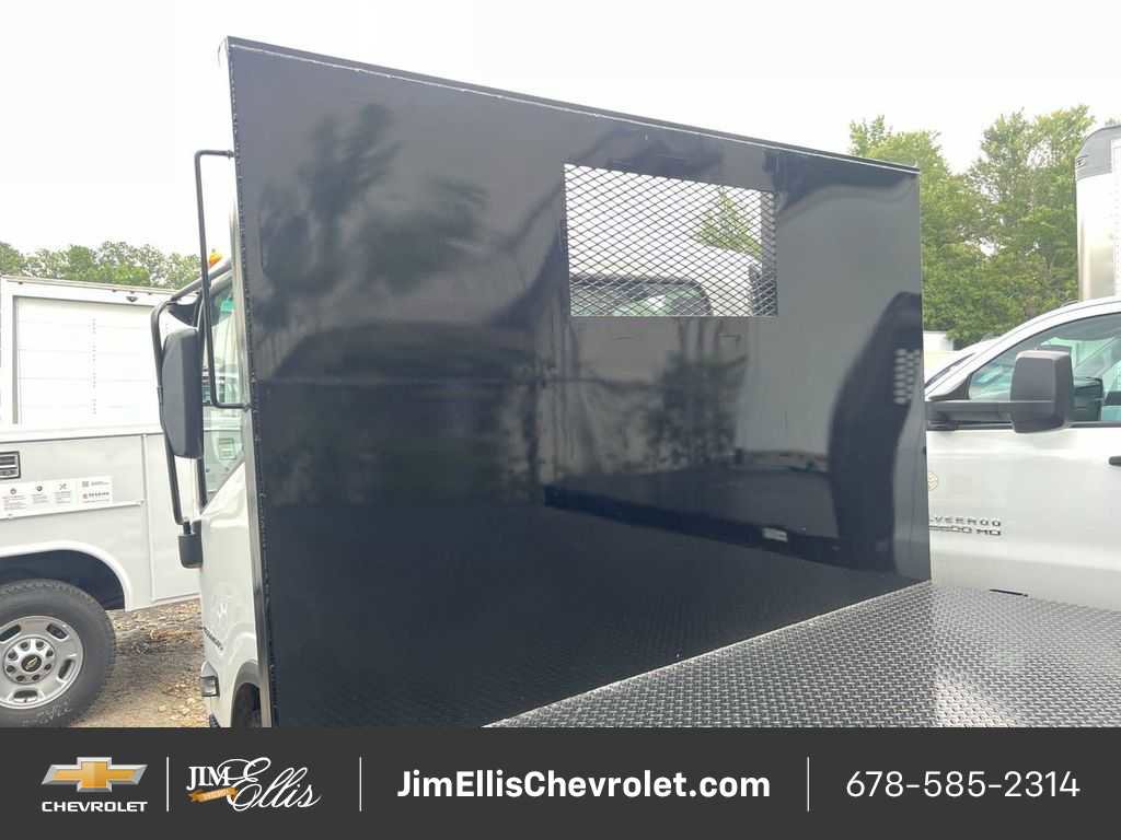 New 2024 Chevrolet Low Cab Forward RWD image 2