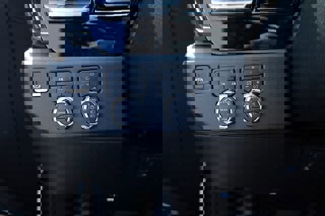 New 2026 GMC Sierra 2500 SLE image 19