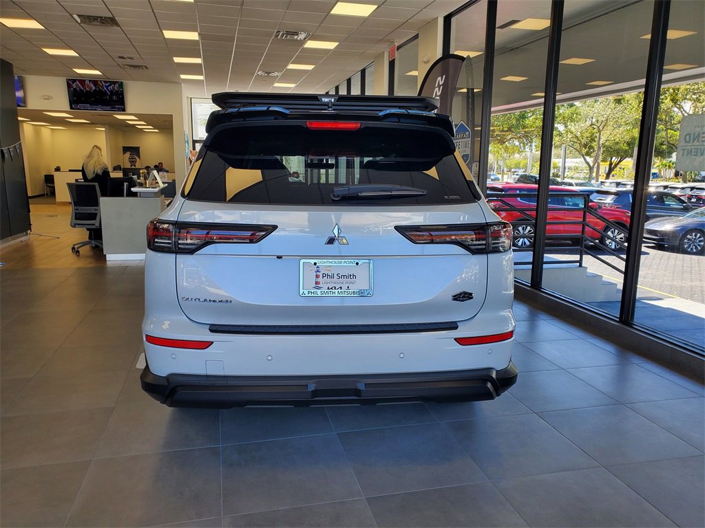 New 2025 Mitsubishi Outlander Trail Edition image 5