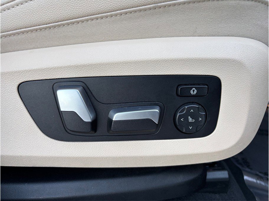 Used 2021 BMW X5 sDrive40i w/ Premium Package image 50