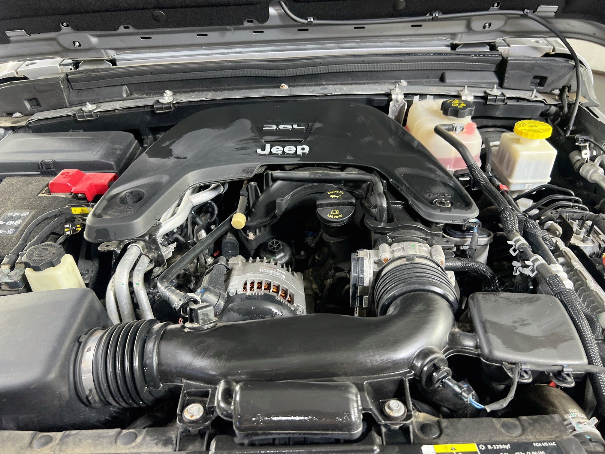Used 2020 Jeep Gladiator Sport w/ Quick Order Package 24S AWD/4WD image 28