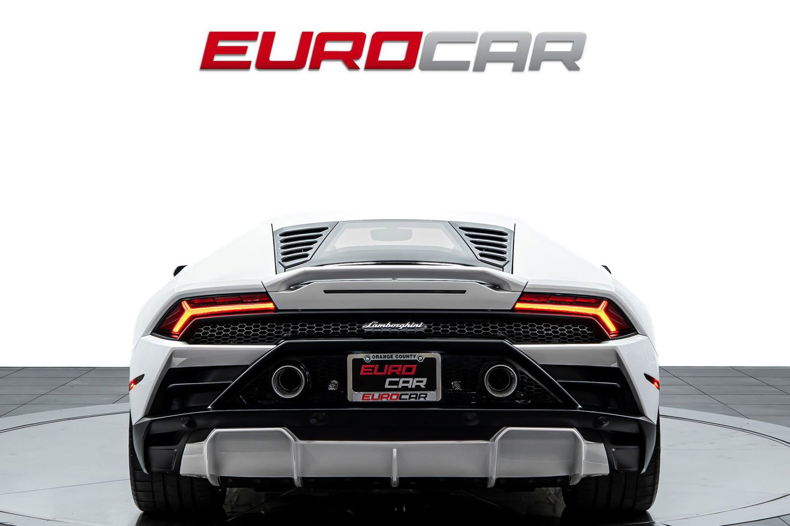 Used 2021 Lamborghini Huracan EVO RWD image 4