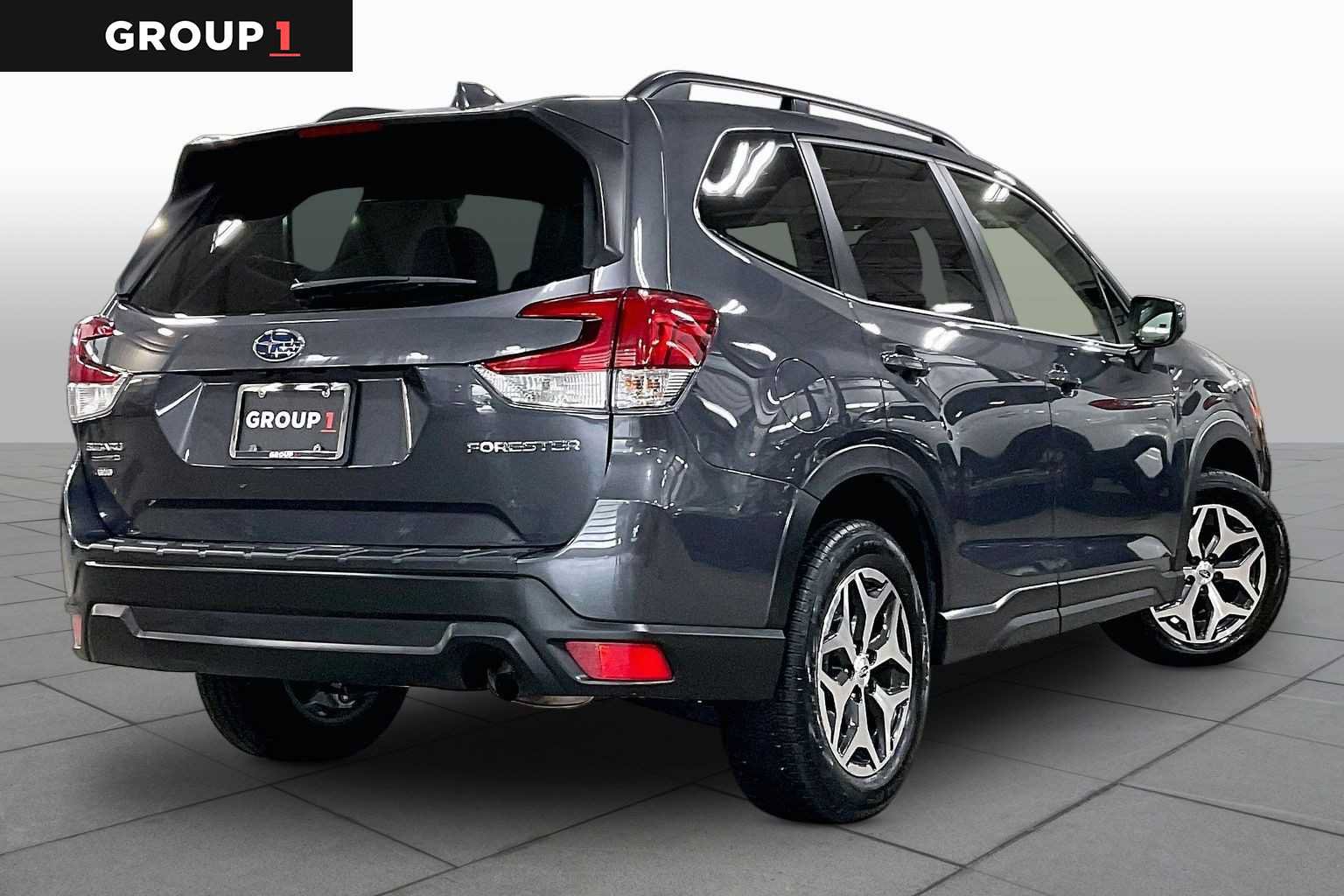 Used 2021 Subaru Forester Premium AWD/4WD image 13