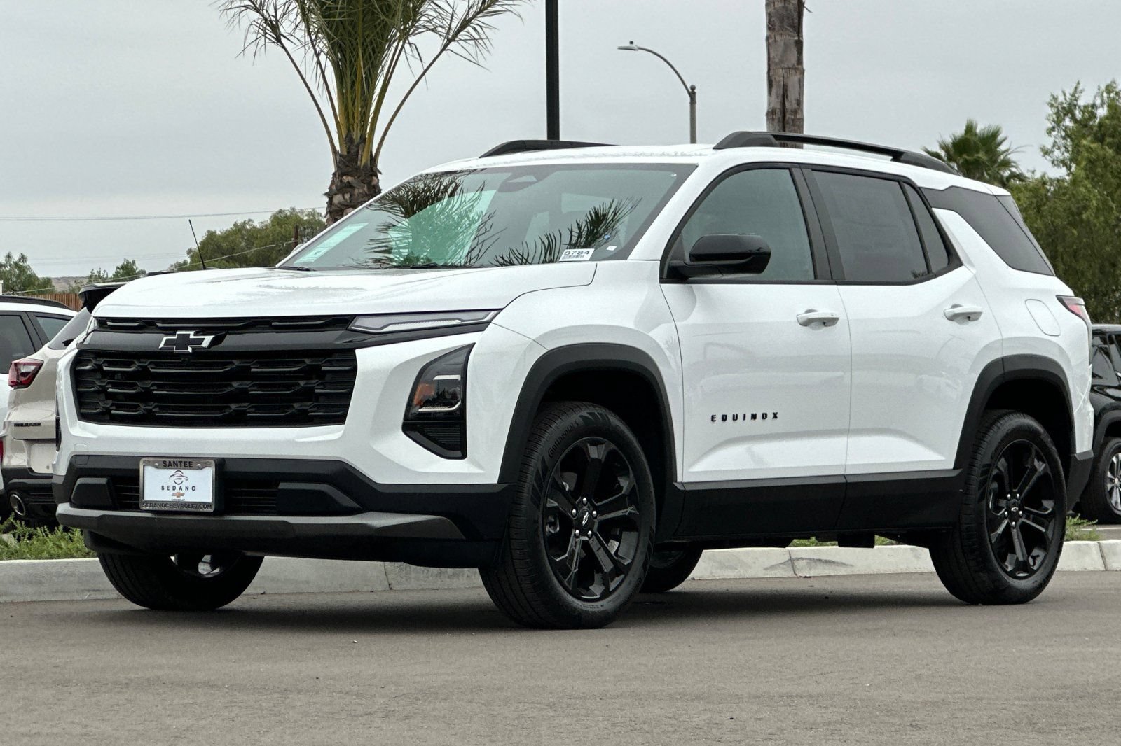 New 2026 Chevrolet Equinox LT w/ Convenience Package II AWD/4WD image 8