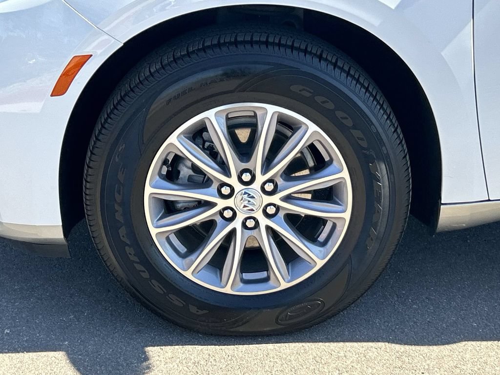 Used 2024 Buick Enclave Essence w/ Technology Package FWD image 33