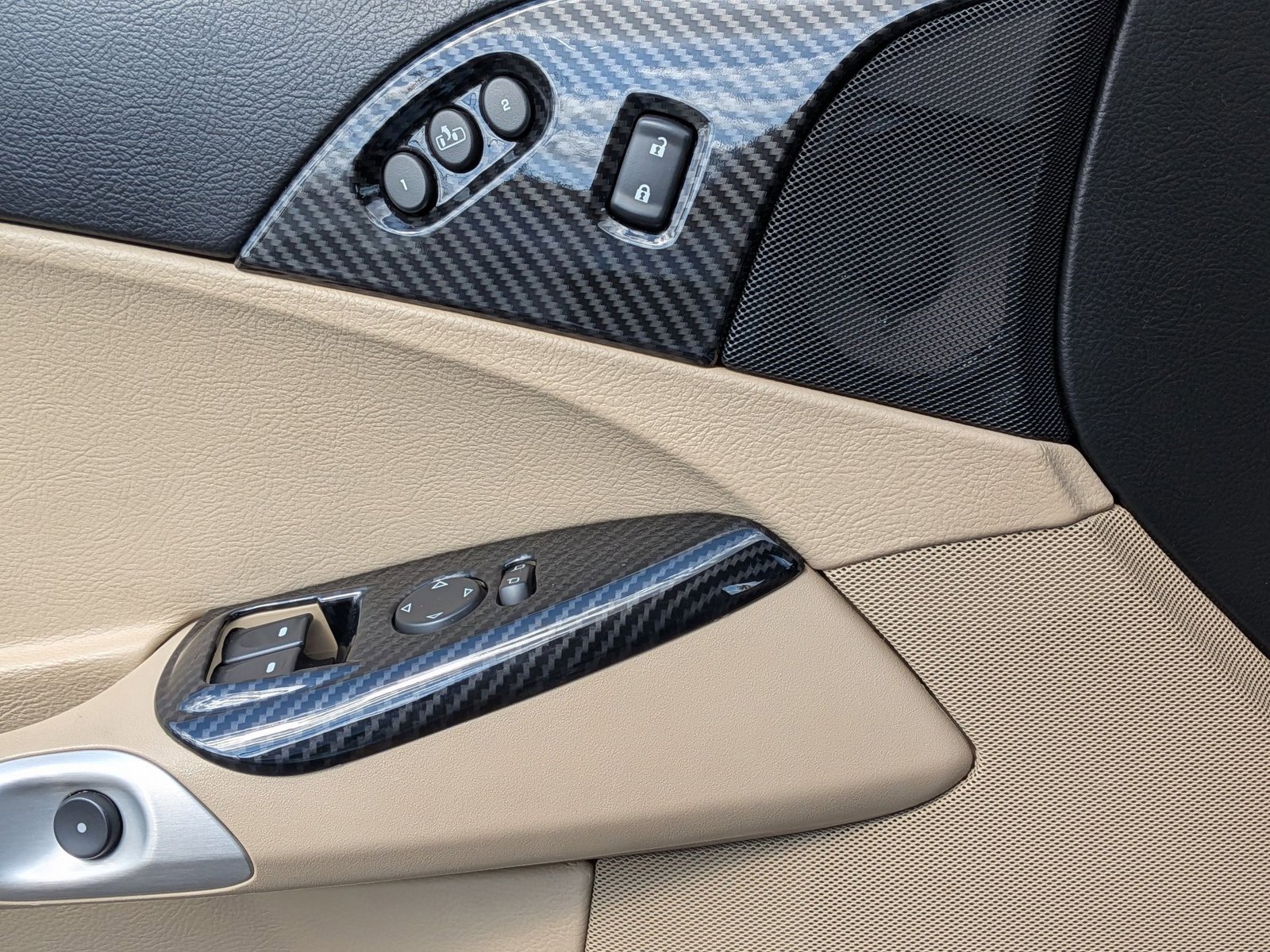 Used 2010 Chevrolet Corvette Coupe w/ Preferred Equipment Group image 15