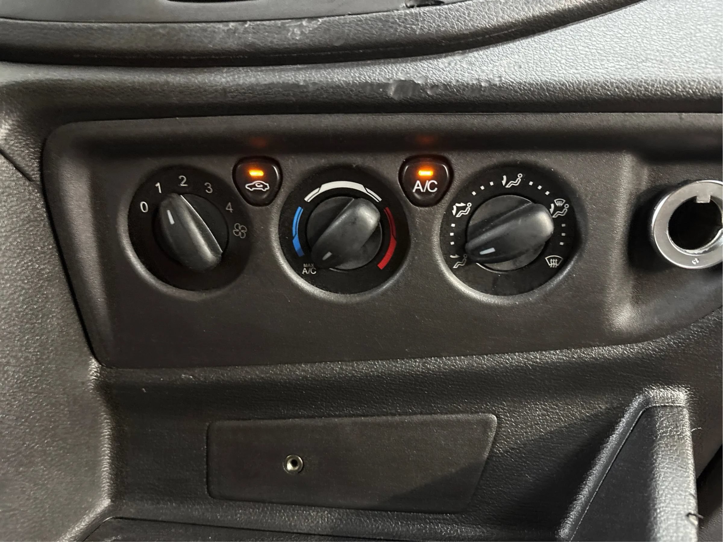 Used 2019 Ford Transit 350 XL RWD image 33