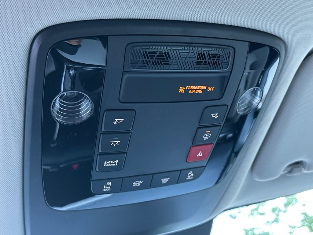 New 2026 Kia Carnival EX FWD image 30