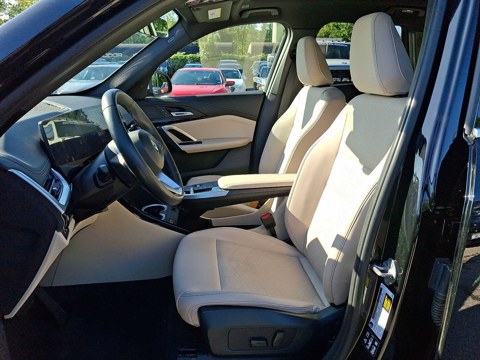Used 2024 BMW X1 xDrive28i w/ Convenience Package AWD/4WD image 10