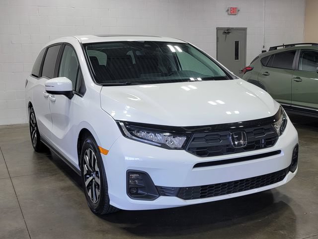 Certified 2026 Honda Odyssey EX-L image 4