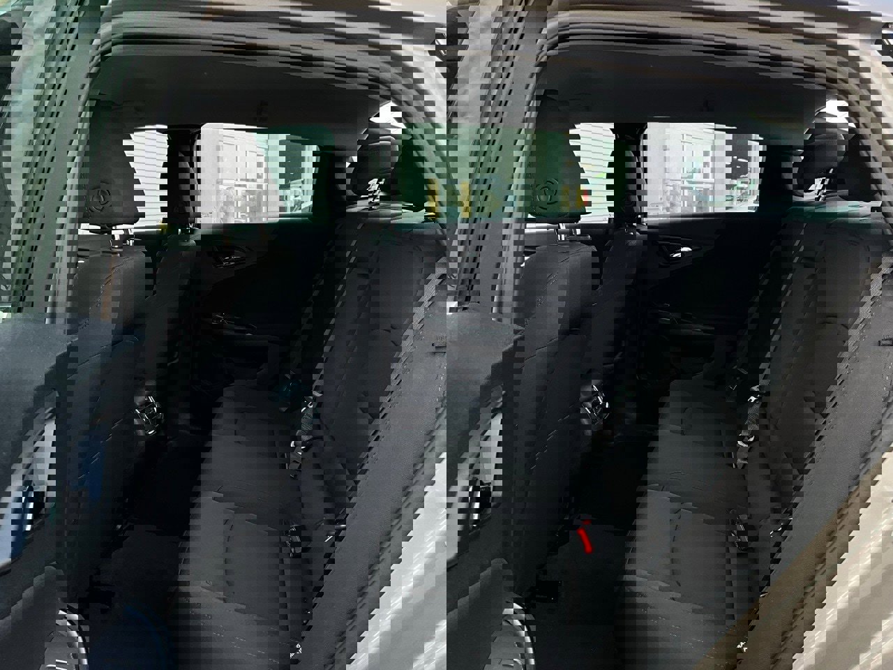 Used 2024 Chevrolet Malibu LT image 12