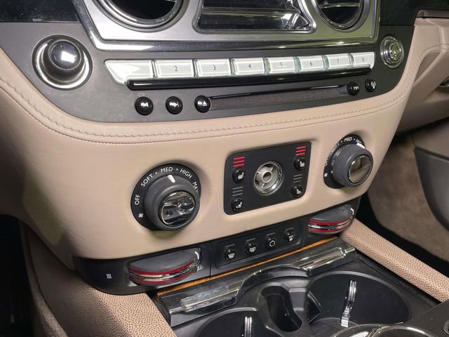 Used 2014 Rolls-Royce Wraith image 37