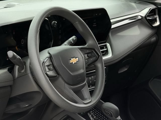 Used 2025 Chevrolet TrailBlazer LT AWD/4WD image 10