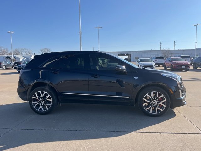 Used 2022 Cadillac XT5 Sportv w/ Platinum Package image 2