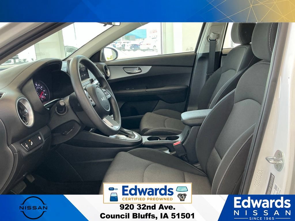 Used 2023 Kia Forte LXS w/ LXS Technology Package FWD image 21