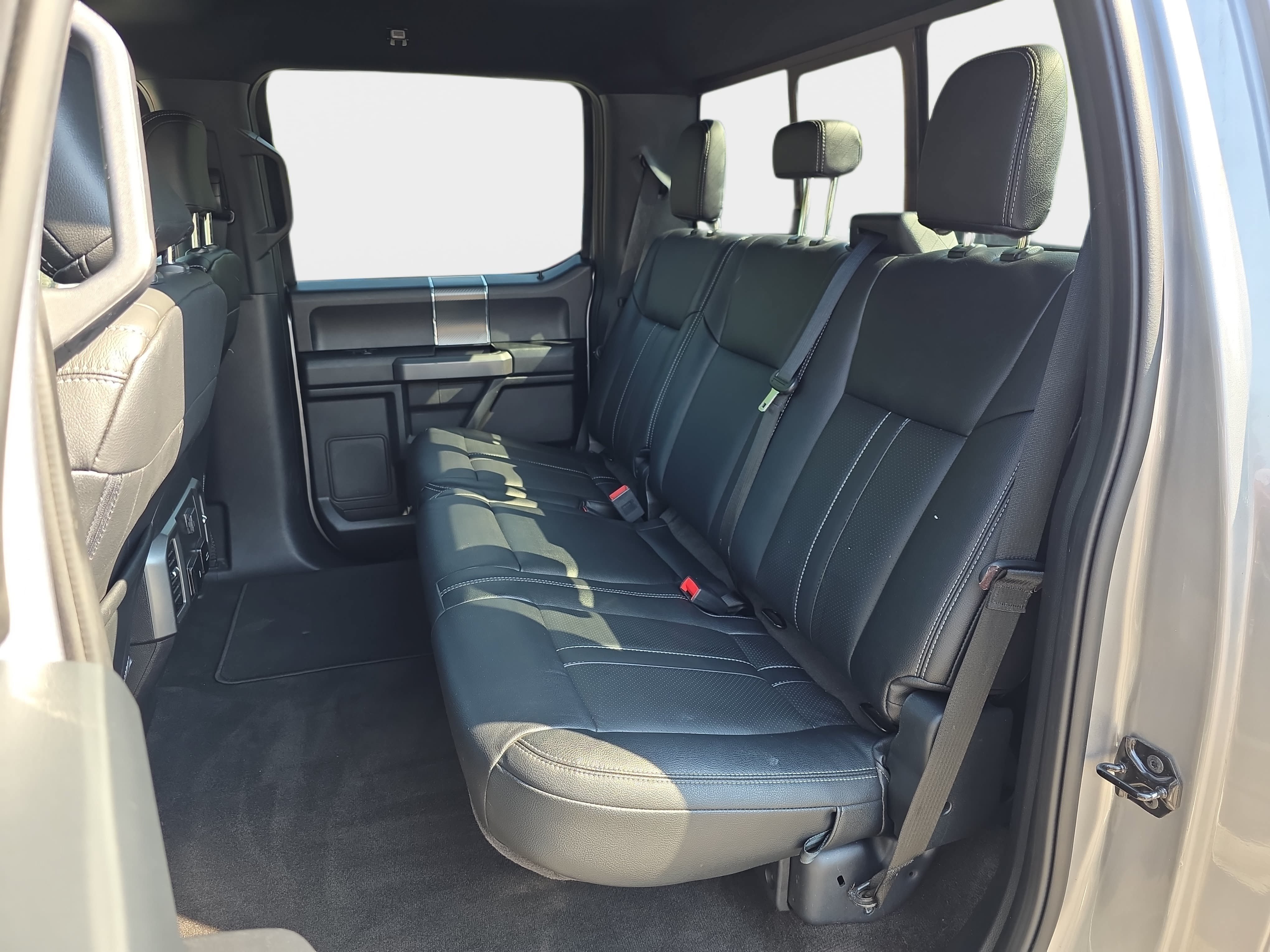 Used 2020 Ford F150 XLT w/ Equipment Group 302A Luxury AWD/4WD image 11