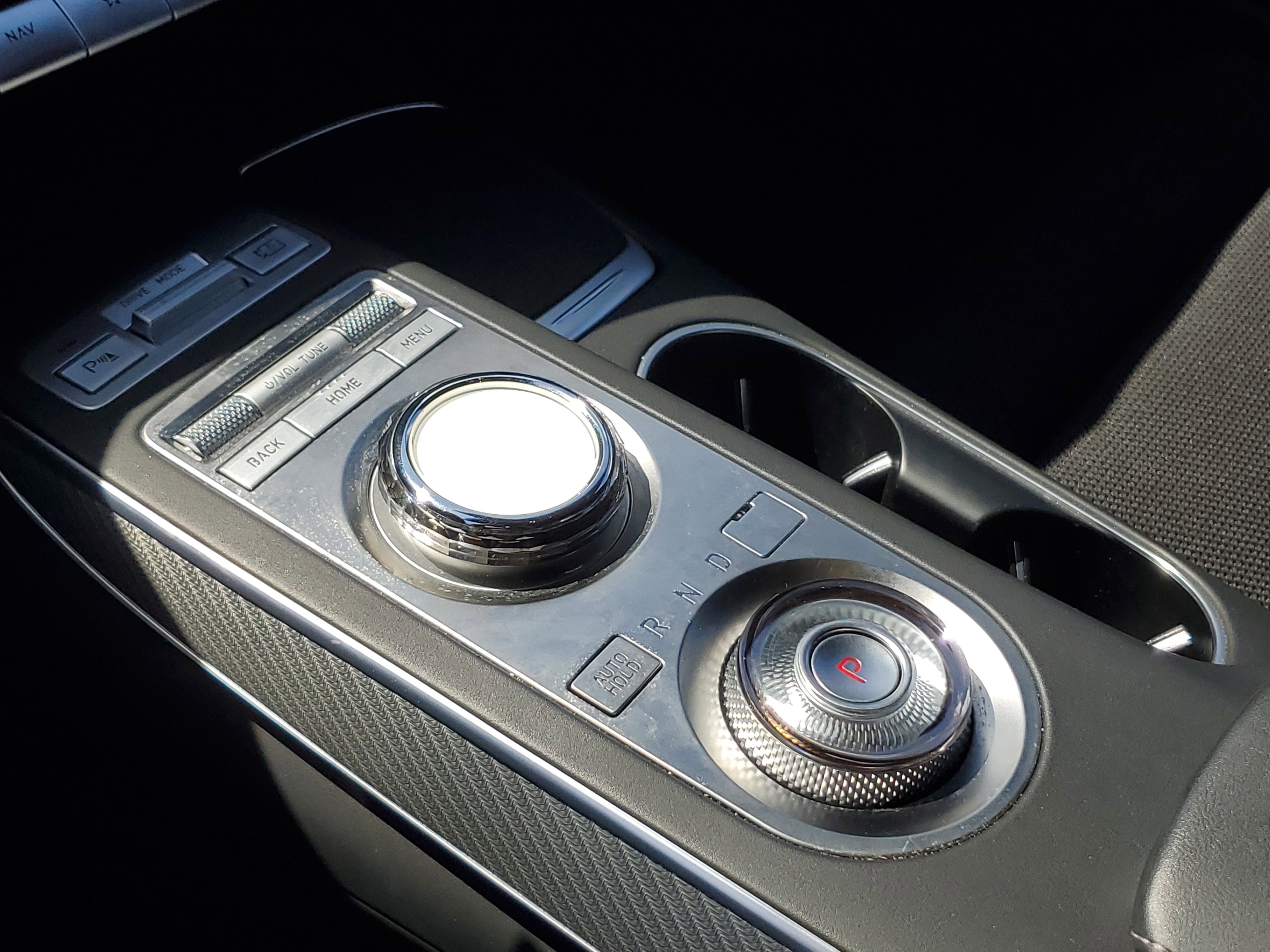 Used 2023 Genesis GV70 2.5T w/ Sport Prestige Package image 29