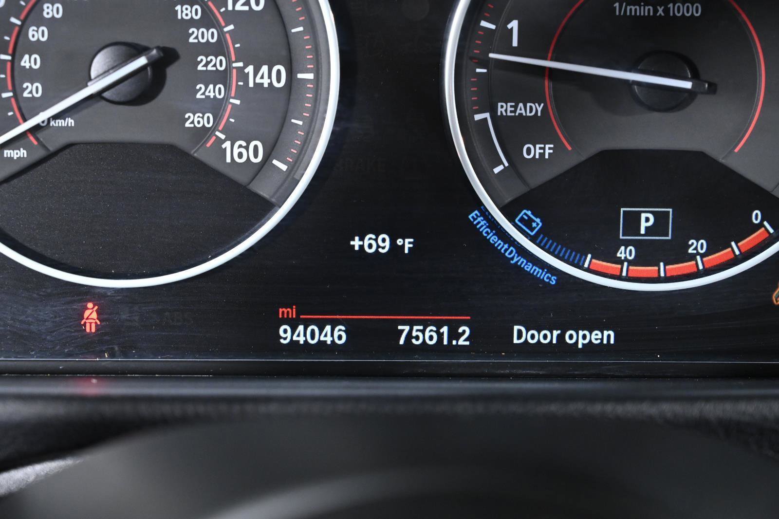 Used 2017 BMW 330i xDrive 330i xDrive image 12