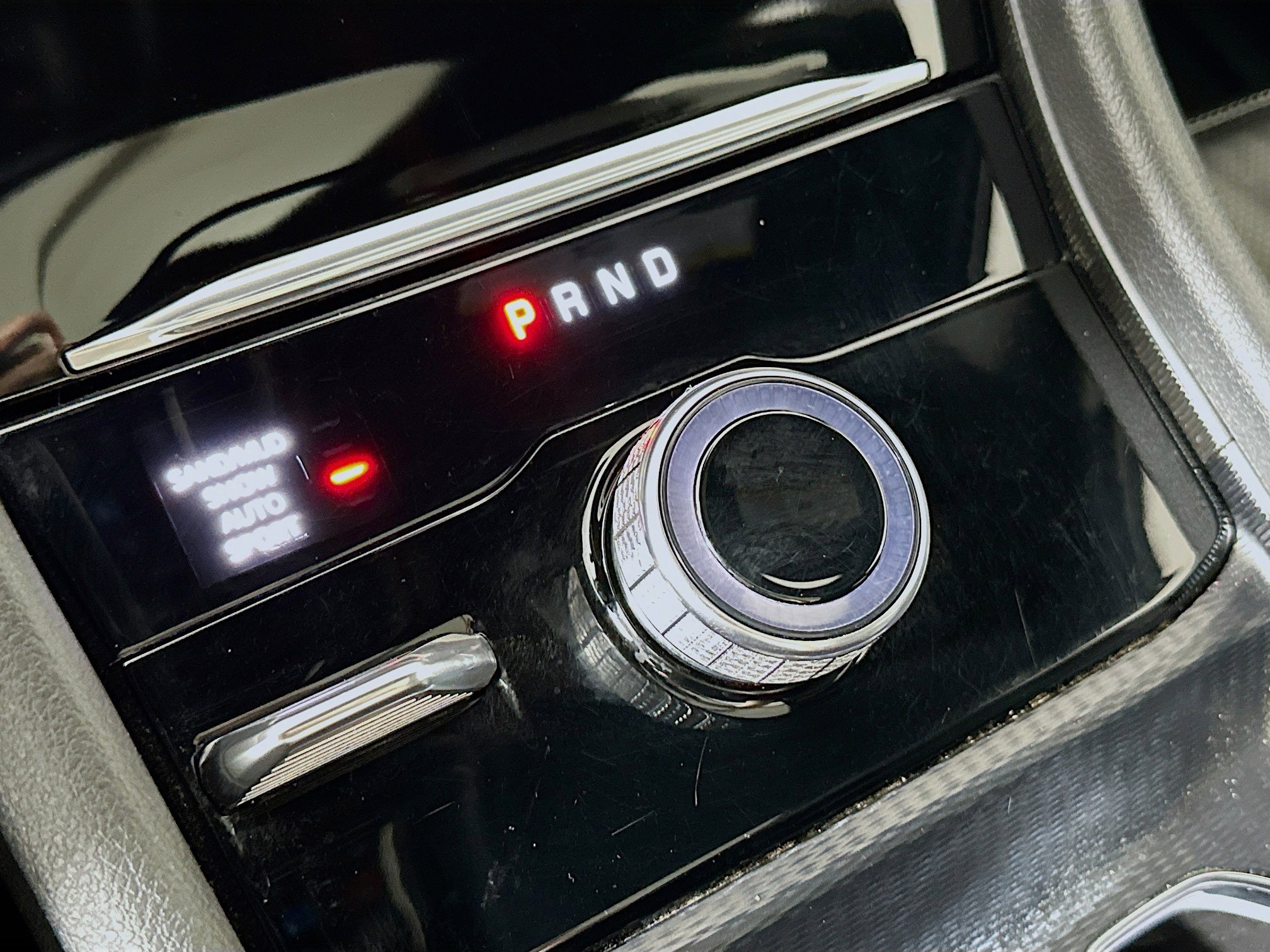 Used 2024 Jeep Grand Cherokee L Limited w/ Luxury Tech Group II image 24