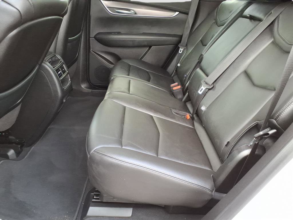 Certified 2023 Cadillac XT5 Luxury image 11