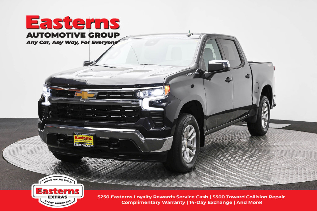 Used 2023 Chevrolet Silverado 1500 LT AWD/4WD image 1