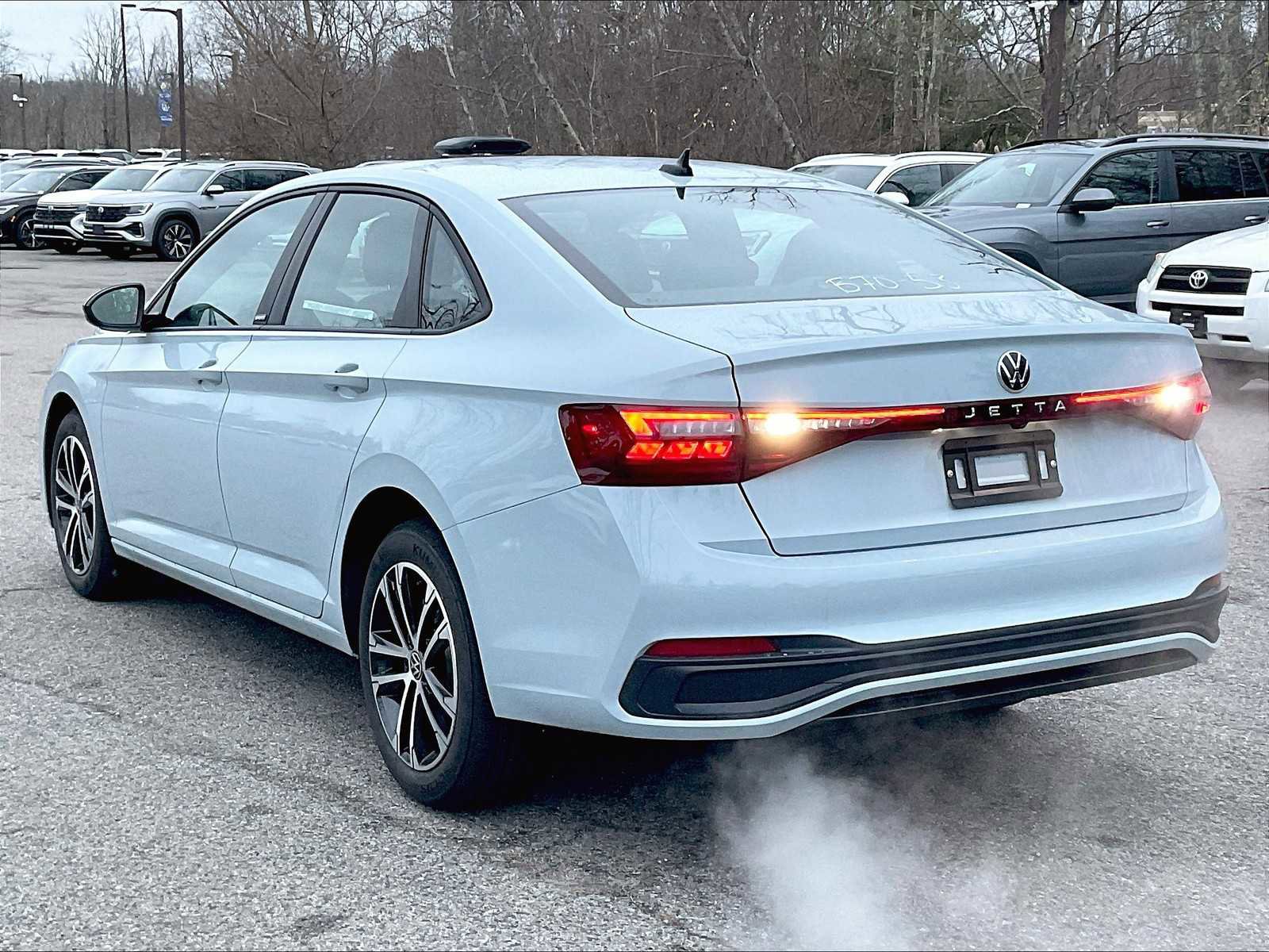 New 2025 Volkswagen Jetta Sport image 5