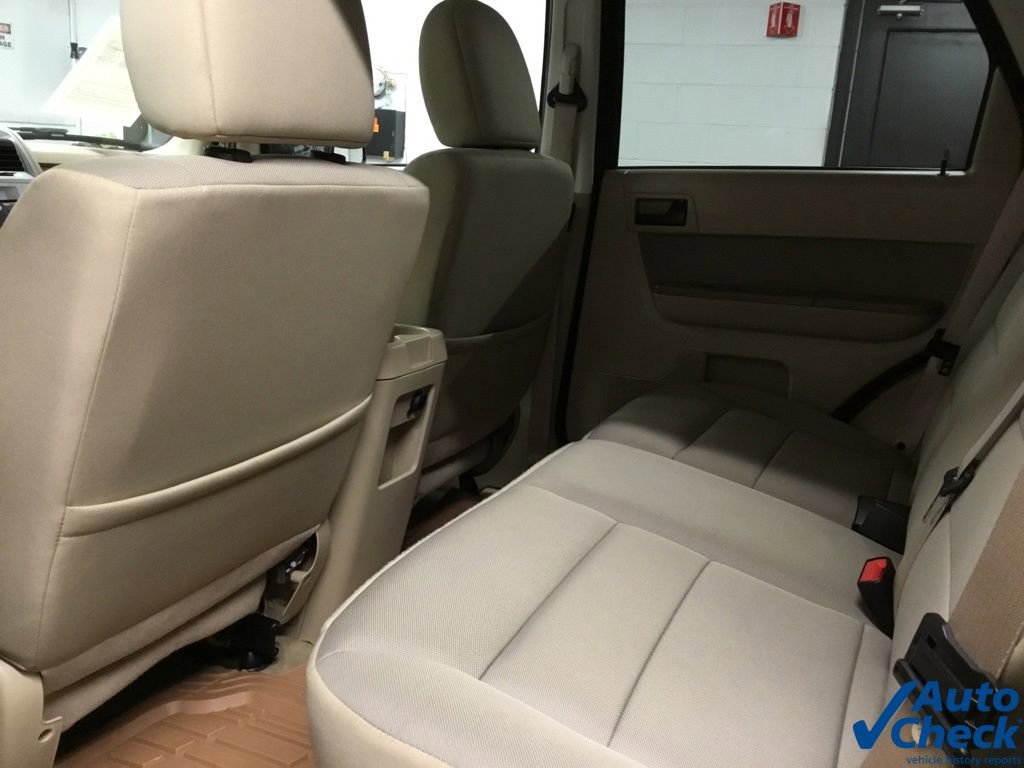 Used 2011 Ford Escape XLT AWD/4WD image 32