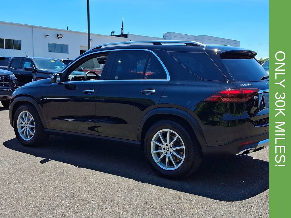 Used 2025 Mercedes-Benz GLE 350 4MATIC w/ Driver Assistance Package image 4
