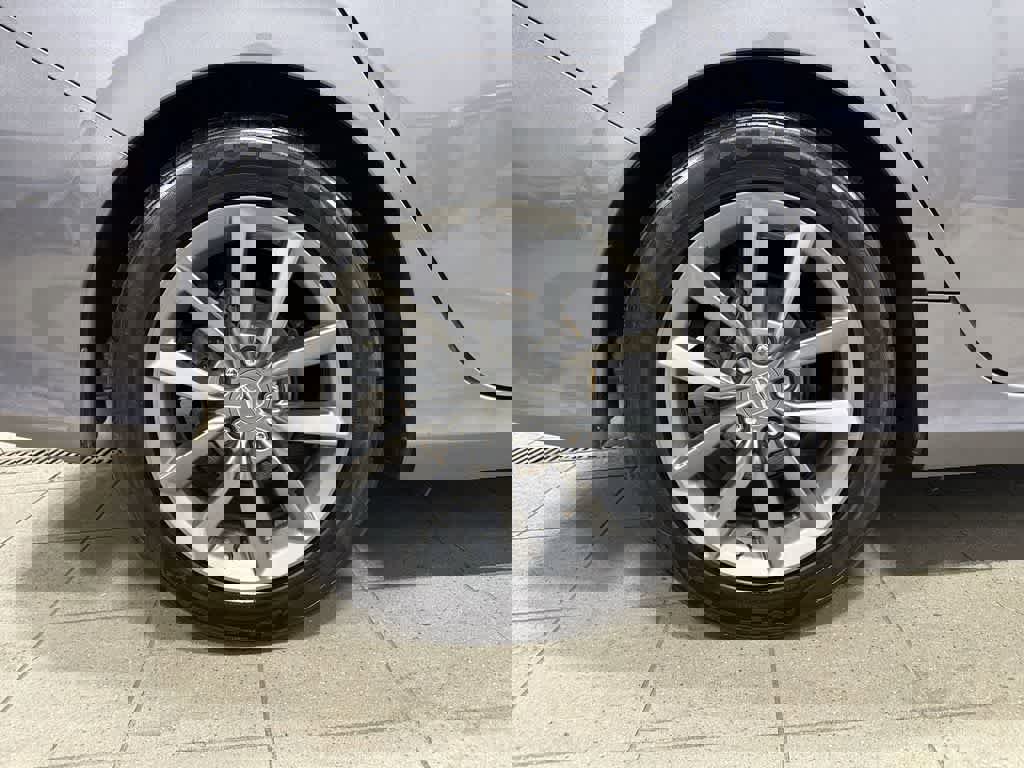 Used 2019 Honda Civic EX image 10