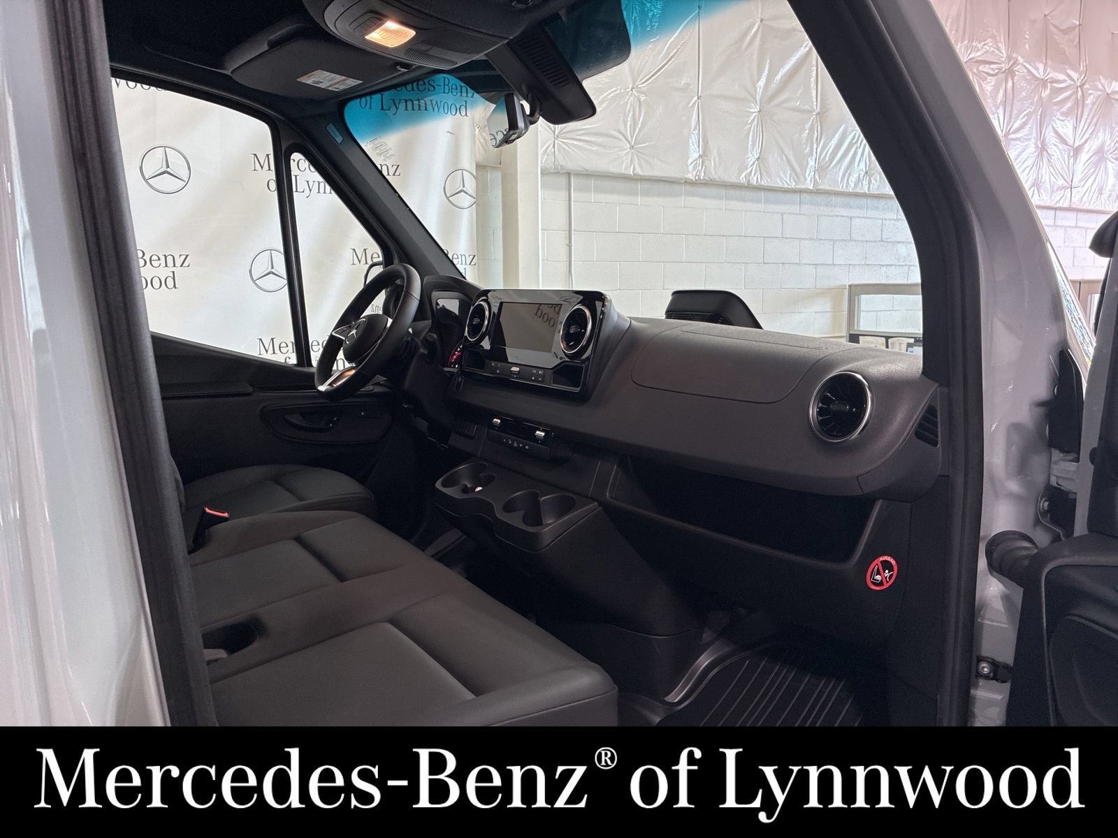 New 2026 Mercedes-Benz Sprinter 3500 image 18