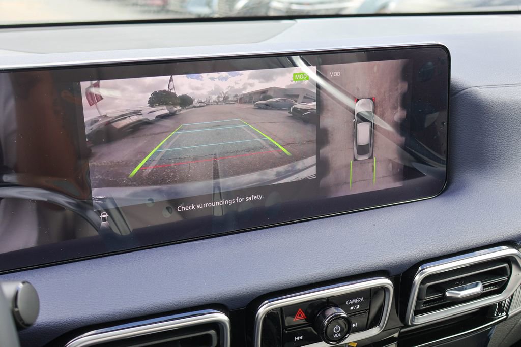 New 2026 Nissan Sentra SL image 4