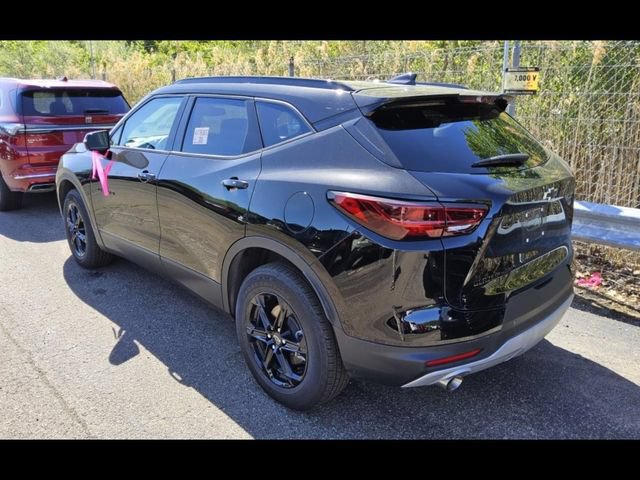 Used 2026 Chevrolet Blazer LT w/ Midnight/Sport Edition AWD/4WD image 2