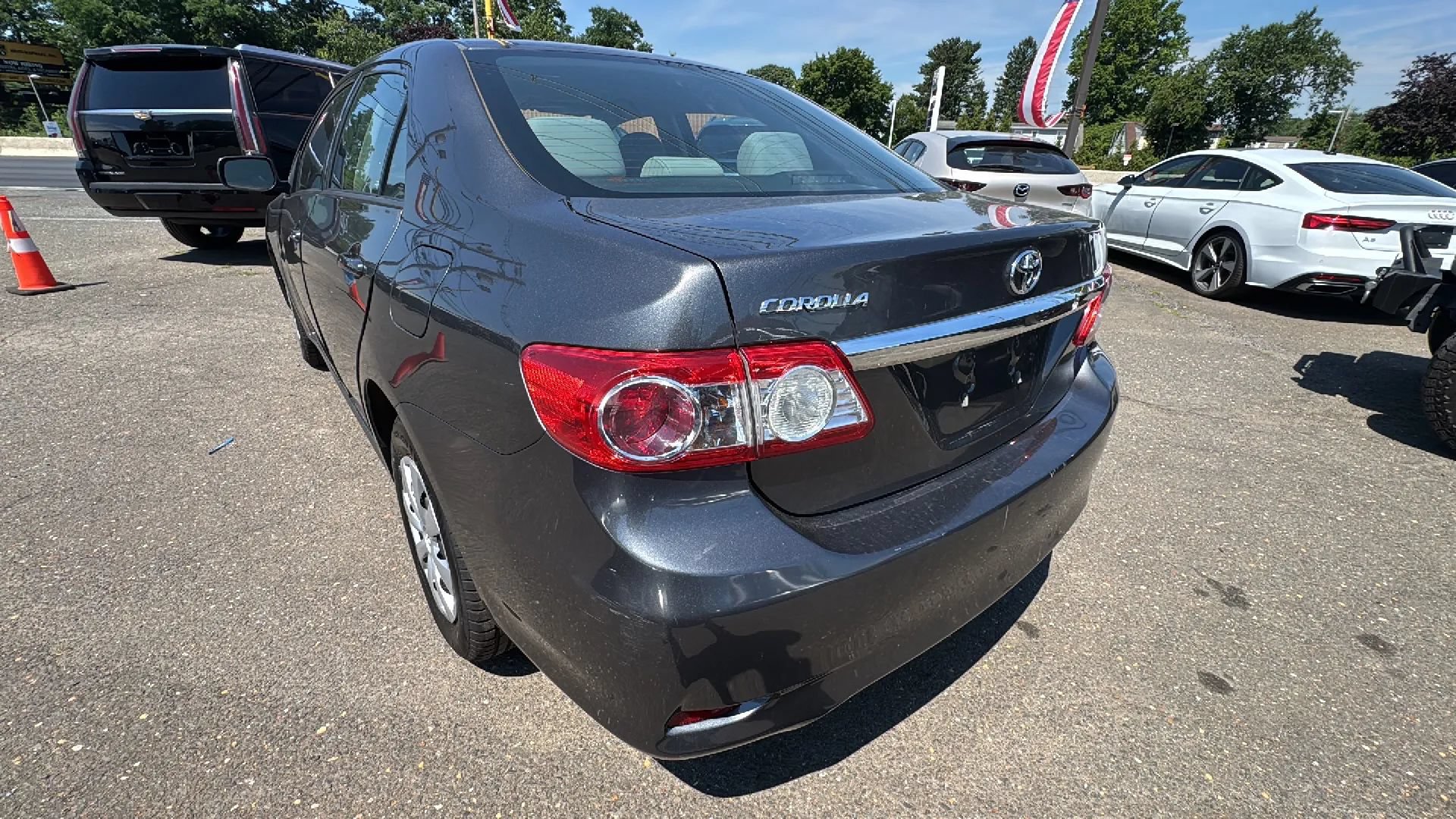 Used 2013 Toyota Corolla L FWD image 7
