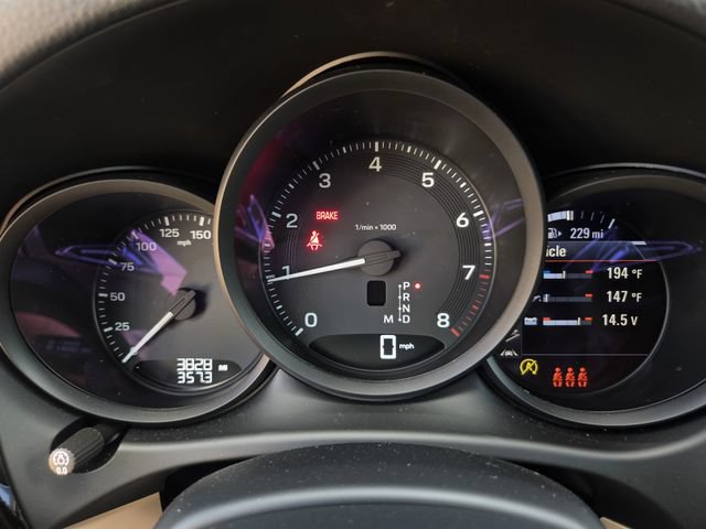Used 2025 Porsche Macan Turbo AWD/4WD image 7