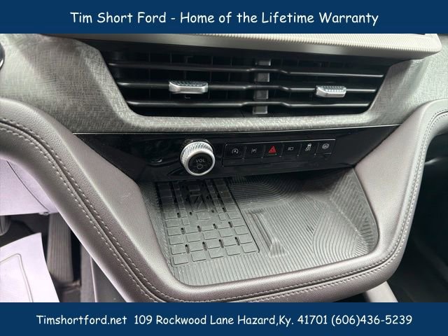 Used 2025 Ford Explorer Platinum w/ LUX Leather Package AWD/4WD image 14