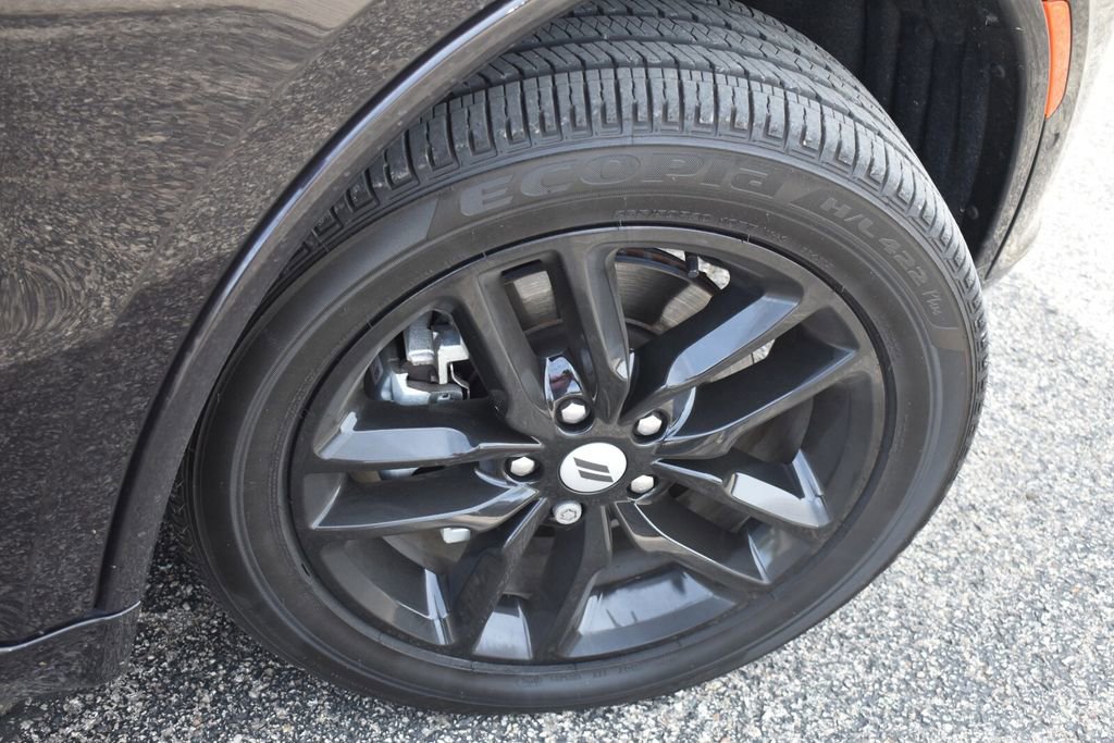Used 2025 Dodge Durango GT AWD/4WD image 14