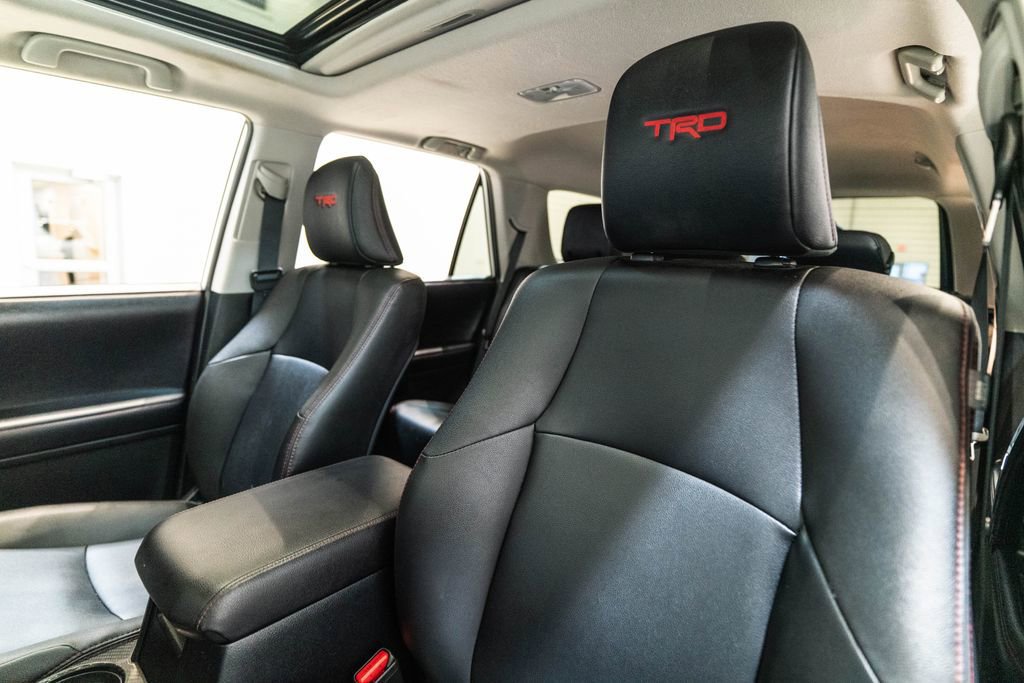 Used 2020 Toyota 4Runner TRD Off-Road Premium w/ Moonroof Package image 6