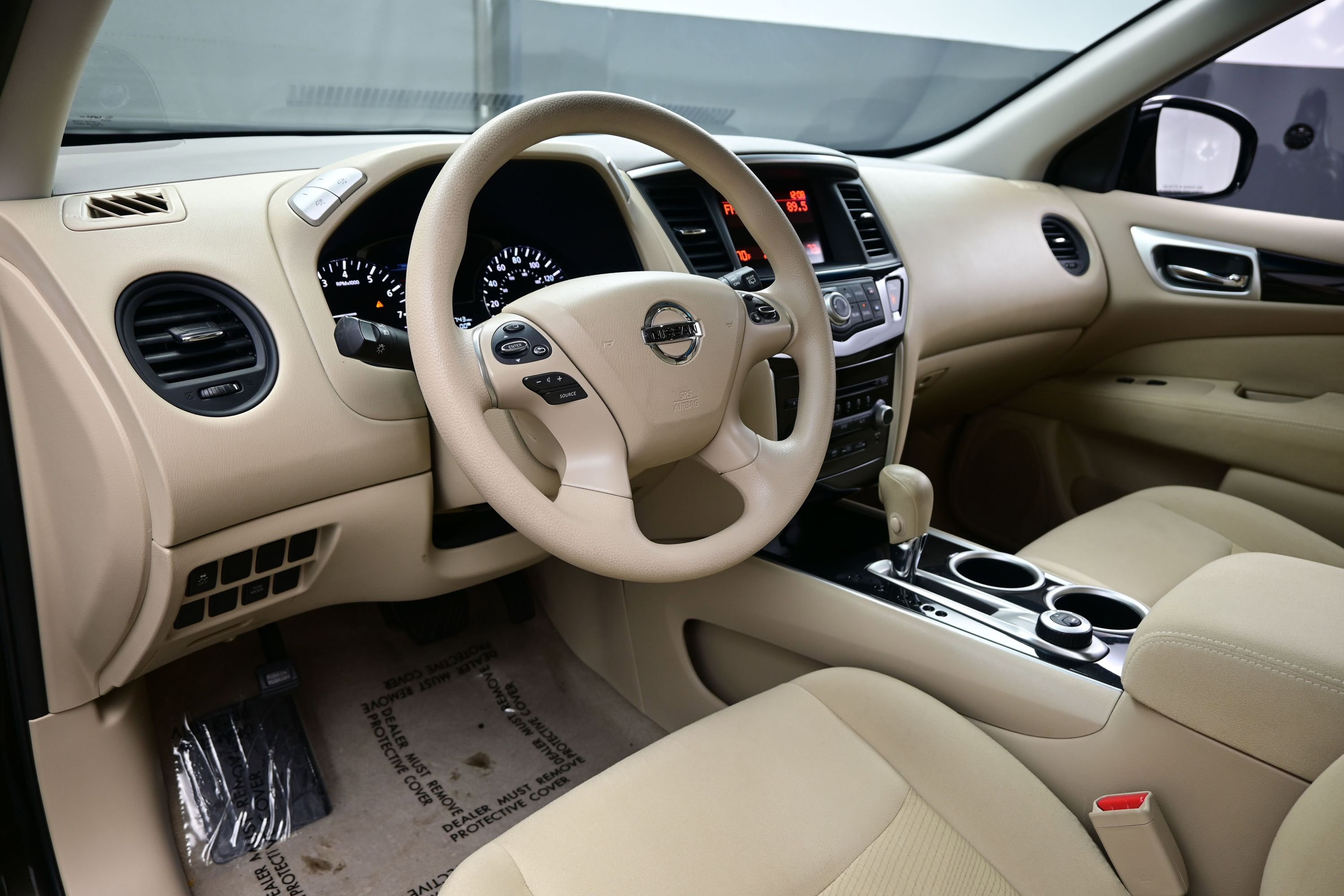 Used 2015 Nissan Pathfinder S AWD/4WD image 12