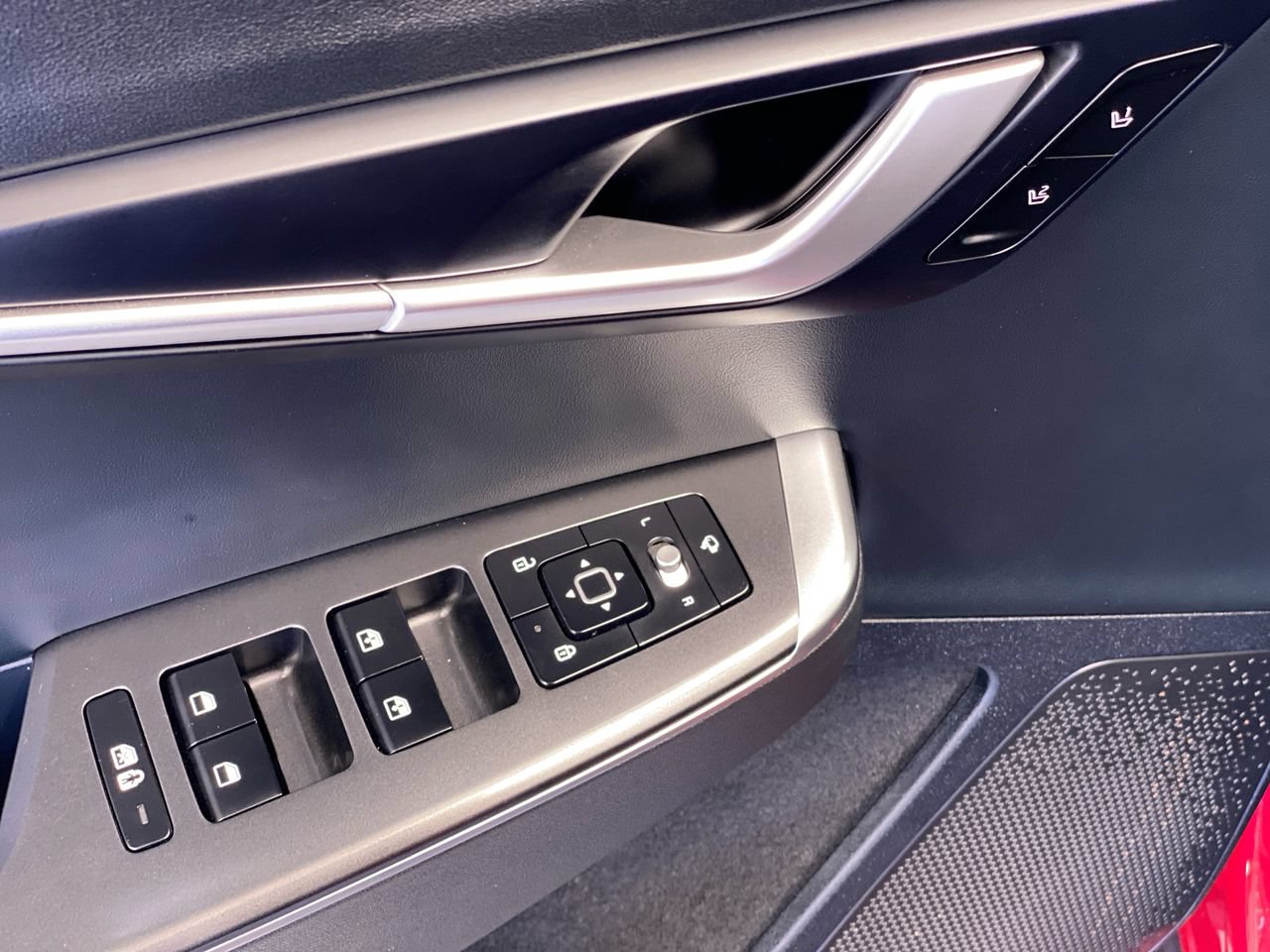 Certified 2024 Kia EV6 Light AWD/4WD image 18
