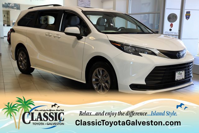 New 2025 Toyota Sienna LE