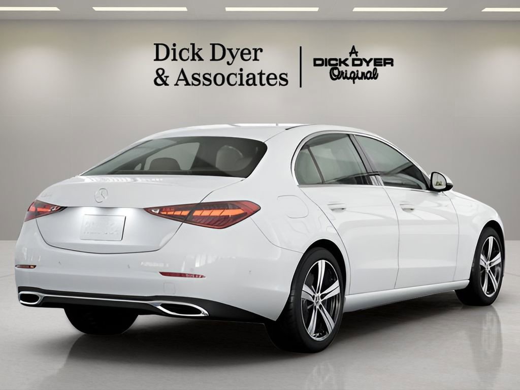 Used 2025 Mercedes-Benz C 300 Sedan image 11