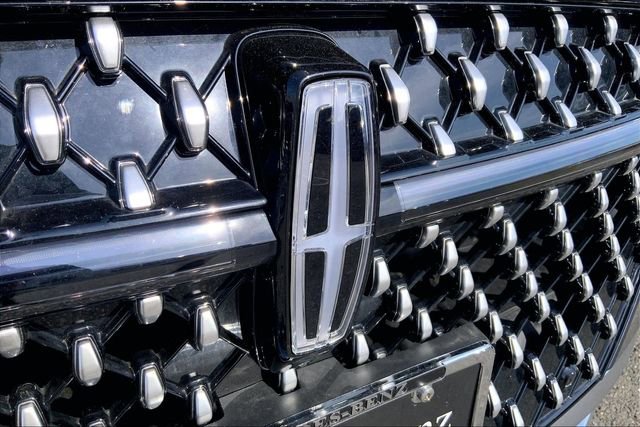 Used 2024 Lincoln Nautilus Reserve w/ Equipment Group 203A image 28