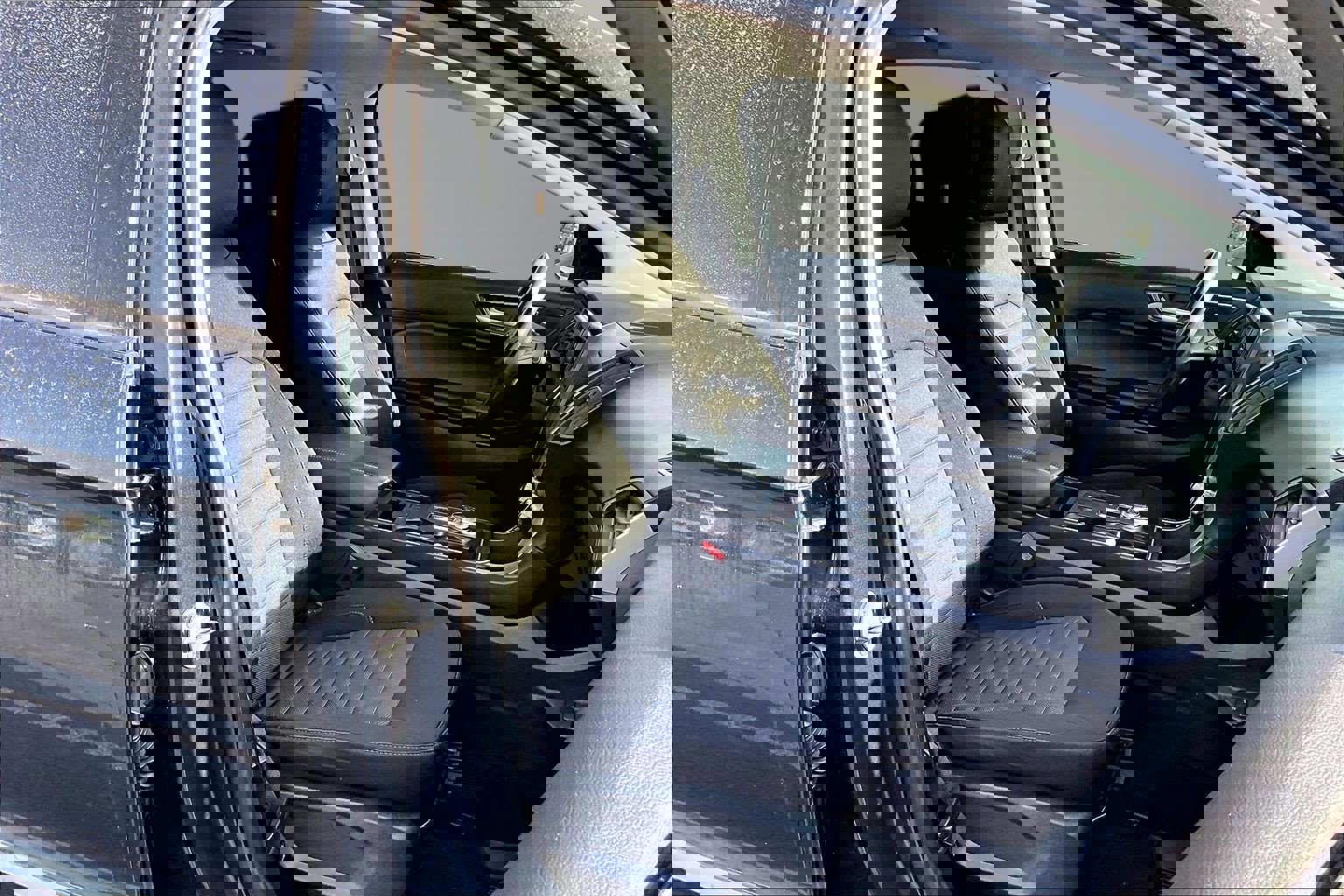 Used 2022 Ford Edge SE w/ Black Appearance Package image 7