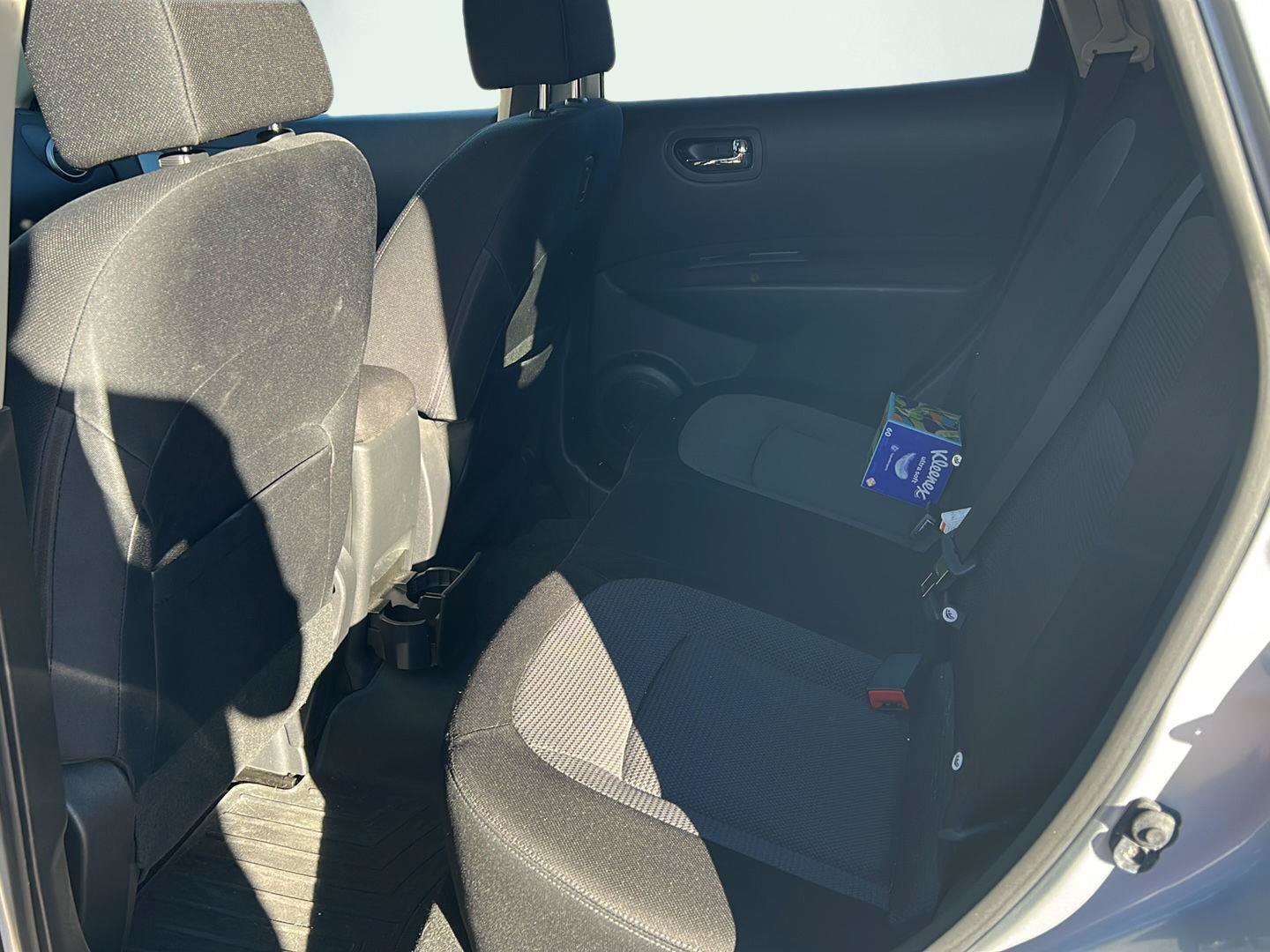 Used 2013 Nissan Rogue SV AWD/4WD image 6