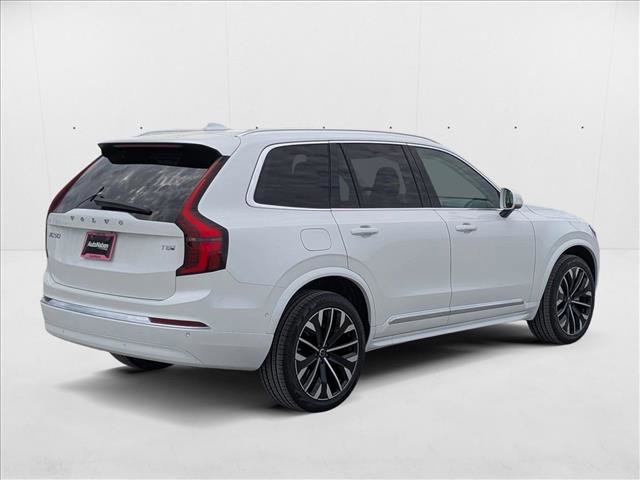New 2026 Volvo XC90 T8 Plus image 2