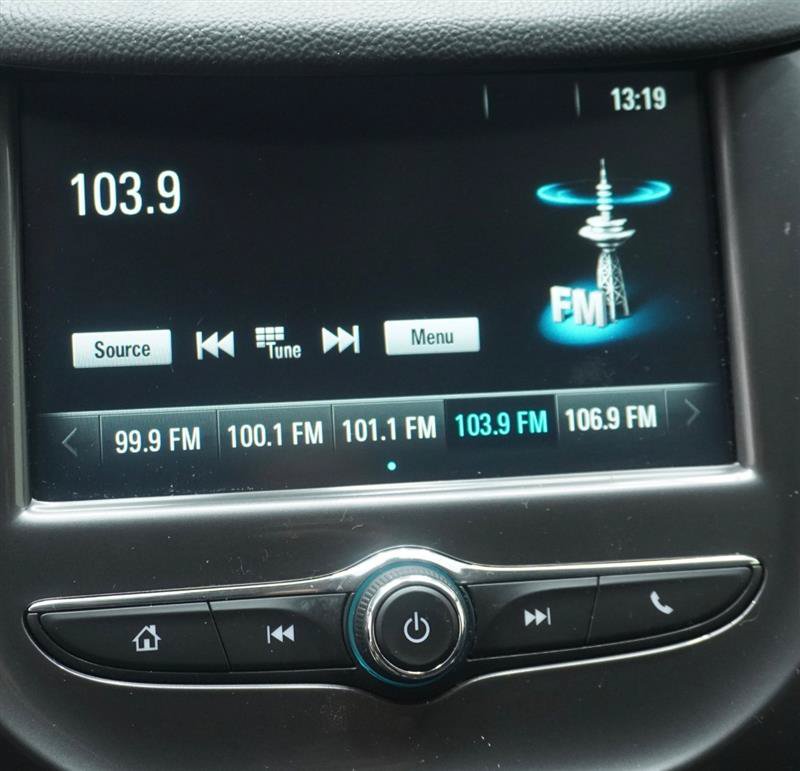 Used 2018 Chevrolet Cruze LT w/ Convenience Package FWD image 14